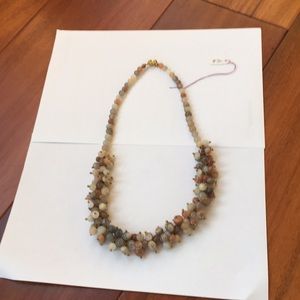ROLLED BEADED NECKLACE NWOT